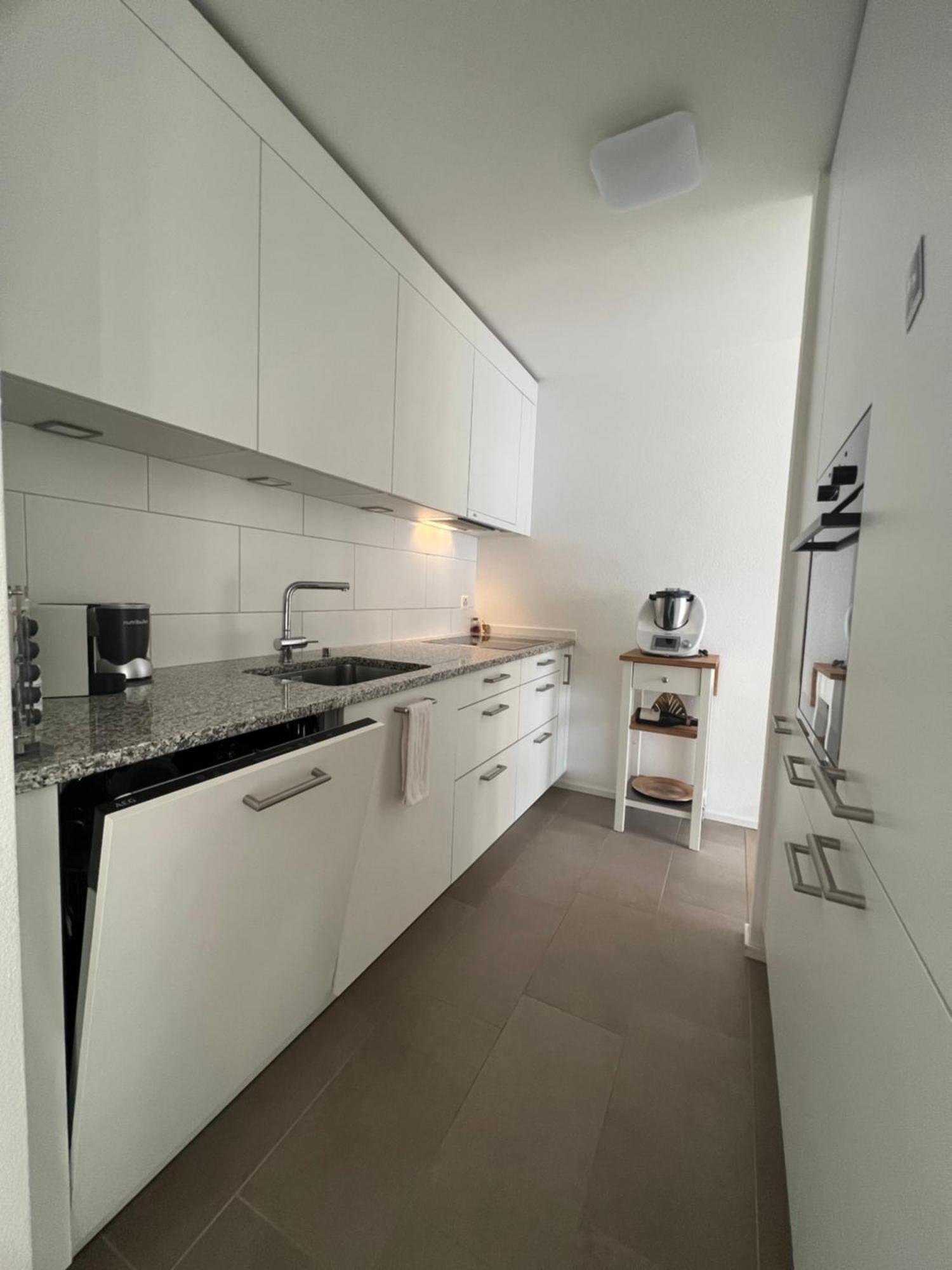 Best Located & Fully Equipped Apartment At Basel Sbb Main Station Exteriör bild